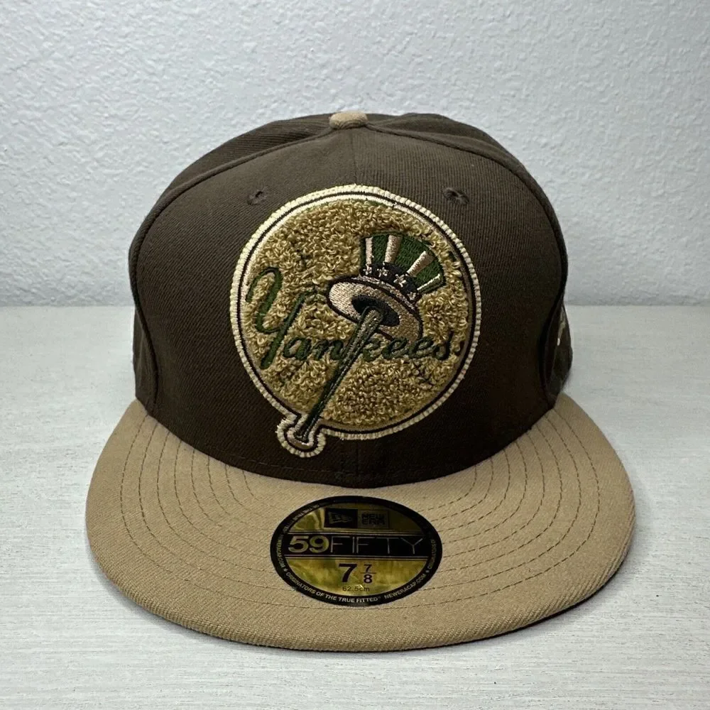New Era NY Yankees Big Logo Chenille 59FIFTY Brown Fitted Hat